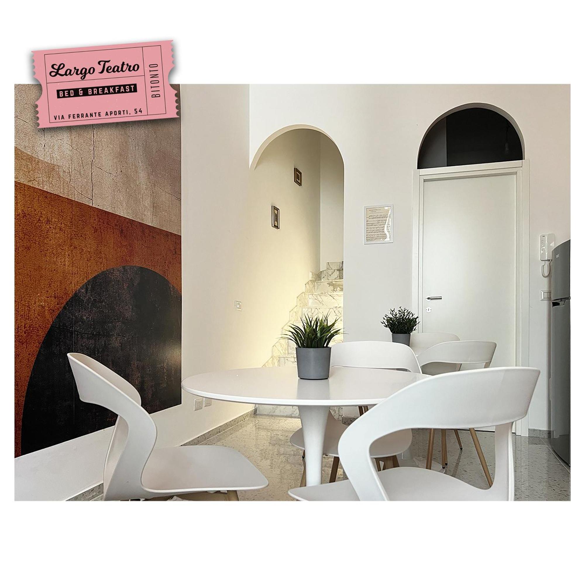 Largo Teatro Bed & Breakfast Bitonto Exterior foto